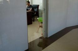 赤峰錦山中學(xué)校長(zhǎng)電話號(hào)碼