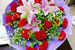 赤峰陌上鮮花店電話多少號