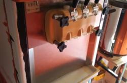 赤峰冰淇淋機(jī)器廠家電話號(hào)碼