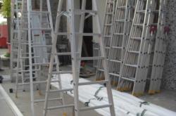 赤峰五金梯子批發(fā)電話號碼