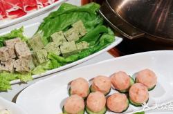 赤峰沁圓火鍋店電話地址查詢