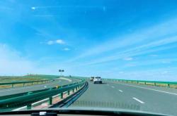 赤峰夢龍理發(fā)店電話地址查詢