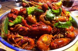 赤峰菲兒燒烤店電話地址查詢