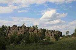 赤峰哈斯美容院地址電話號碼