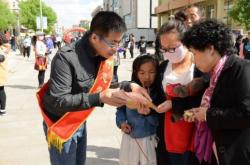 赤峰欣冉美容院地址電話號碼