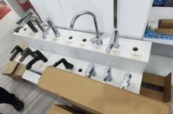 赤峰老銅匠五金衛(wèi)浴電話號碼