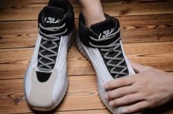 赤峰籃球鞋換底電話(huà)地址查詢(xún)