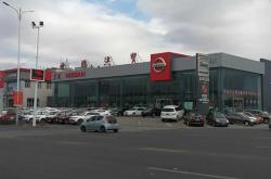 赤峰吉普4s店電話