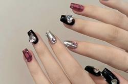 赤峰市桃喜美甲店地址電話號碼