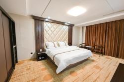 赤峰紅山區(qū)糧油批發(fā)電話號碼