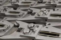 赤峰夾子素顏店電話多少號