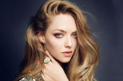 赤峰維多利美妝電話多少號