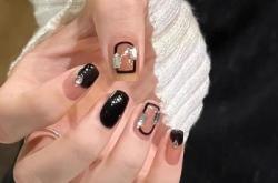 芊芊美甲赤峰店電話多少號