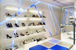 赤峰潮鞋加盟電話號碼查詢是多少