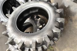 赤峰二手人字輪胎回收電話號(hào)碼