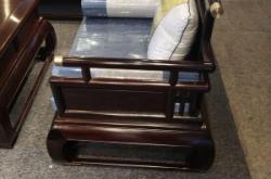 赤峰群藝家居廠電話多少號(hào)