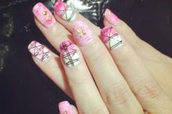 雪兒美甲美睫赤峰店電話號碼