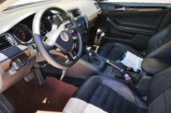 內(nèi)蒙赤峰速騰修理廠電話號碼