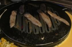 赤峰炸雞自助餐廳電話號碼