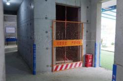 赤峰電梯防護(hù)門廠家電話號碼