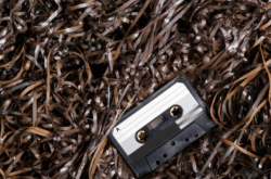 赤峰賣磁帶的地方電話號碼是多少