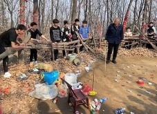 赤峰山上市場(chǎng)擺攤電話號(hào)碼是多少