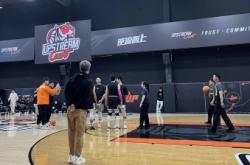 赤峰千帆籃球館電話多少號(hào)