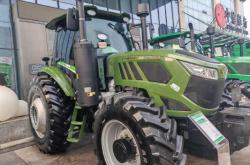 赤峰常發(fā)拖拉機(jī)總代理