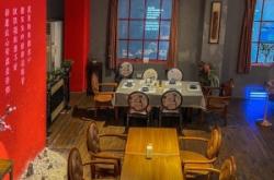 赤峰美術(shù)館團購電話號碼