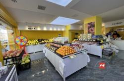 赤峰水果零食店地址電話號碼