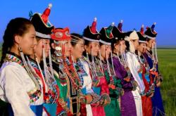 赤峰古兒服裝店地址電話號(hào)碼