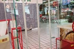 赤峰軟門簾貨架廠家電話號碼