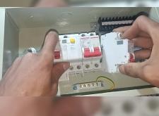 赤峰固定百葉安裝師傅電話號碼