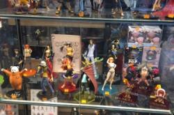 赤峰線下購(gòu)物中心地址電話號(hào)碼