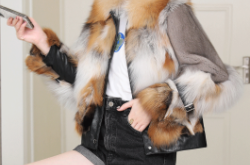 赤峰貂皮小夾克專賣店電話號碼