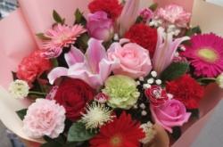 赤峰全季花藝店地址電話號碼