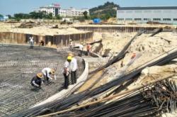 赤峰圍堰鋼板樁施工隊電話號碼