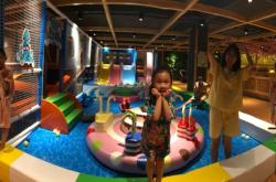 赤峰眾聯(lián)廣場籃球場電話號碼