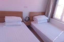 赤峰龍騰山莊農(nóng)家院電話號(hào)碼