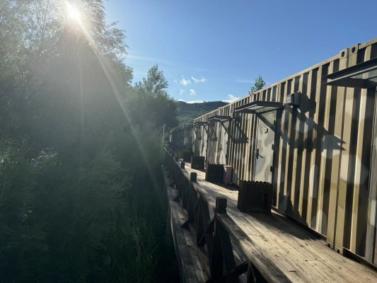 赤峰集裝箱房屋廠家電話號碼-第1張圖片