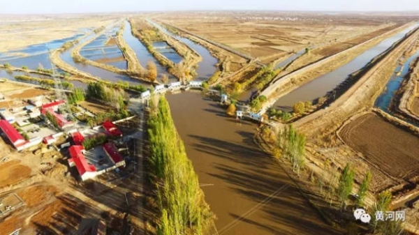 赤峰楊家肉餅店電話號(hào)碼多少-第1張圖片