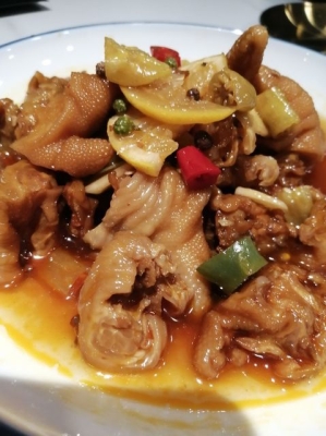 赤峰鑫磊批發(fā)電話號(hào)碼查詢-第1張圖片