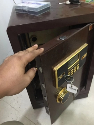 赤峰市換鎖公司電話地址查詢(xún)-第1張圖片