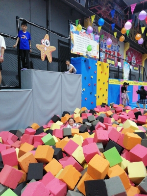 赤峰市蹦床館電話號碼多少-第1張圖片