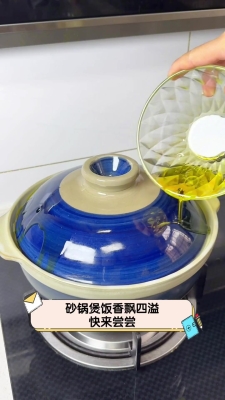 赤峰三香圓砂鍋小餡餅電話地址-第1張圖片