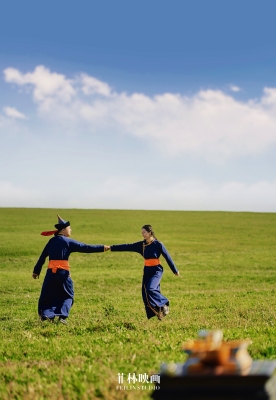 赤峰租蒙古族婚袍電話號(hào)碼-第1張圖片