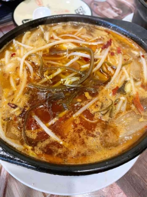 赤峰老周砂鍋店電話號碼查詢-第1張圖片