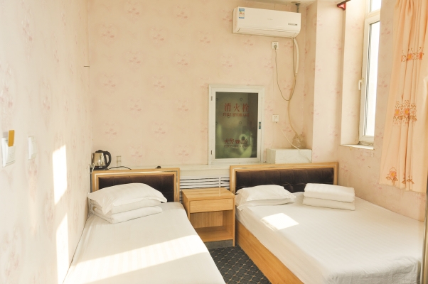 赤峰市站西診所電話地址查詢-第1張圖片