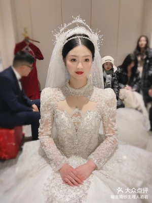 赤峰化妝師學院官網(wǎng)電話是多少-第1張圖片