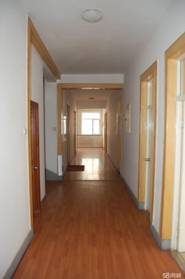 赤峰萬悅城游泳館電話多少-第1張圖片